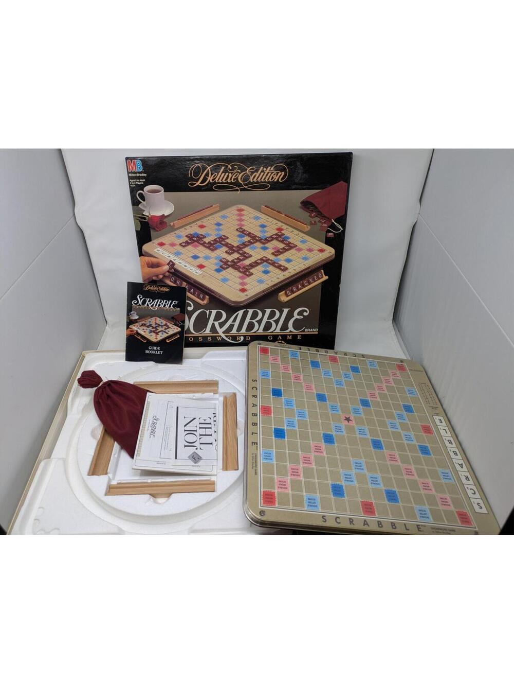 1989 Scrabble Deluxe Edition 100% COMPLETE Rotating Turntable Board Game